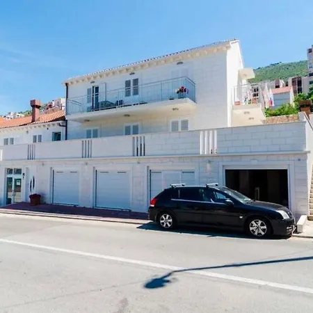 Modern In Near Rector's Palace Appartement *